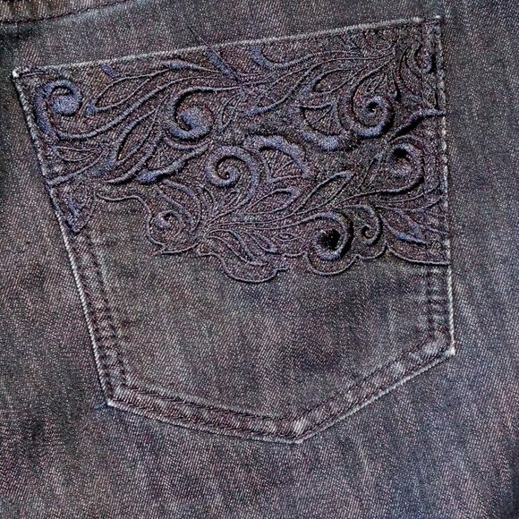 Christopher & Banks Jeans  size 16  Dark Wash  Wide Leg  Slight Flare  Stretch - Picture 9 of 11